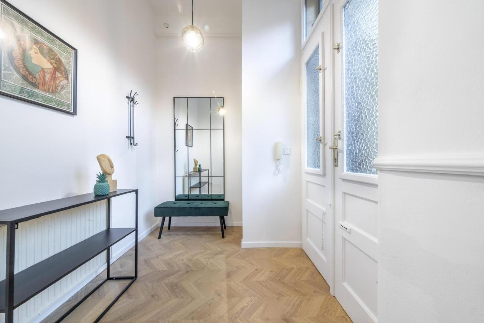 Sass Glamour Apartment Next To St Stephen Basilica S1 부다페스트 외부 사진